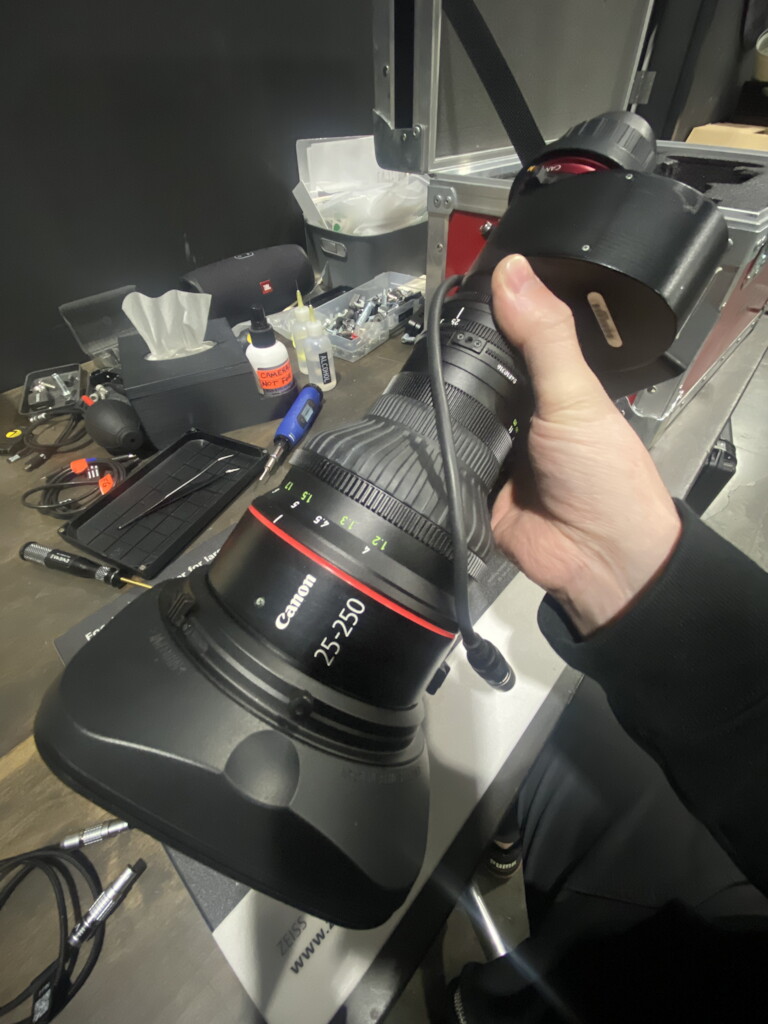 Canon CINE-SERVO 25-250mm T2.95 Cinema Zoom S35 Lens (PL)