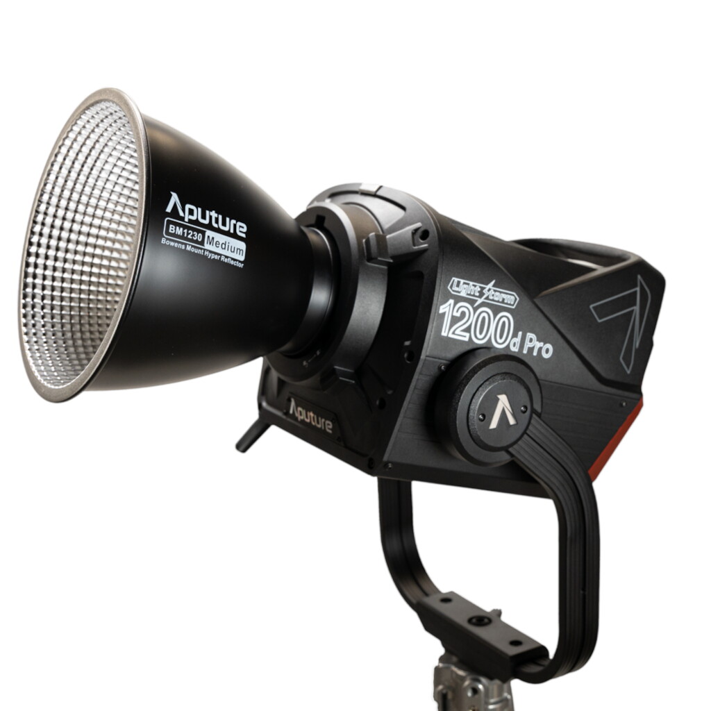 Aputure LS 1200D Daylight Pro LED Light Kit